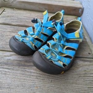 KEEN Newport Waterproof Outdoor Hiking Shoes Women's Size 5